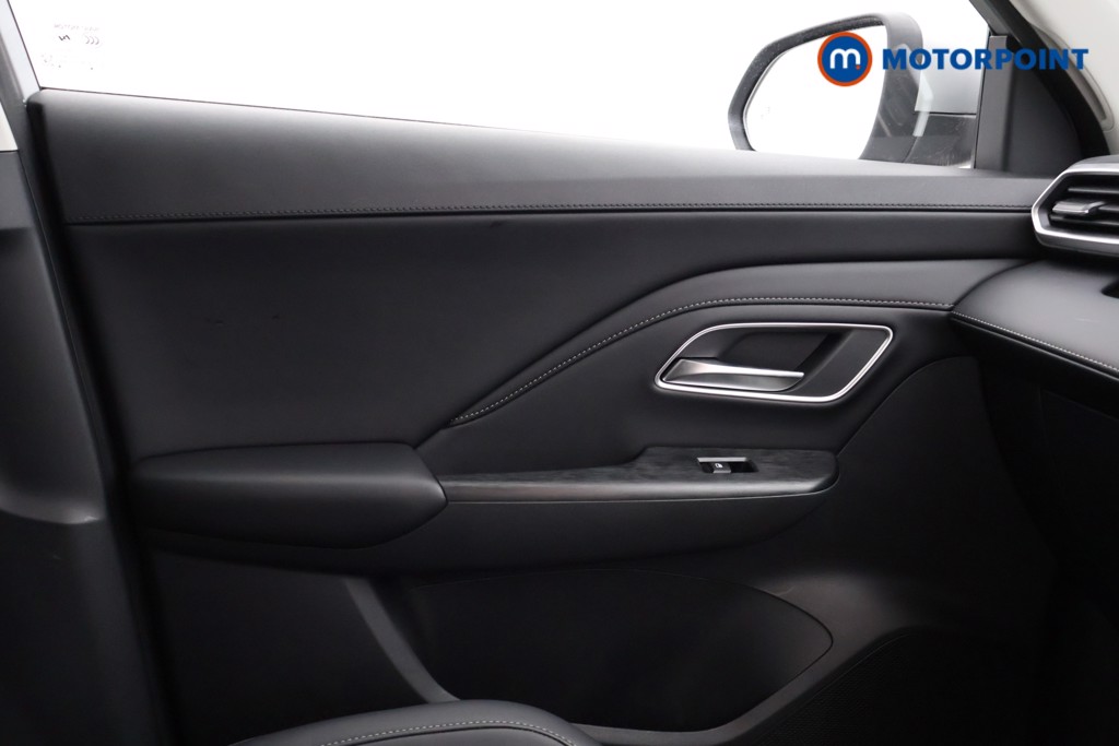 Mg Motor Uk ZS Trophy Automatic Petrol-Electric Hybrid SUV - Stock Number (1618408) - 16th supplementary image