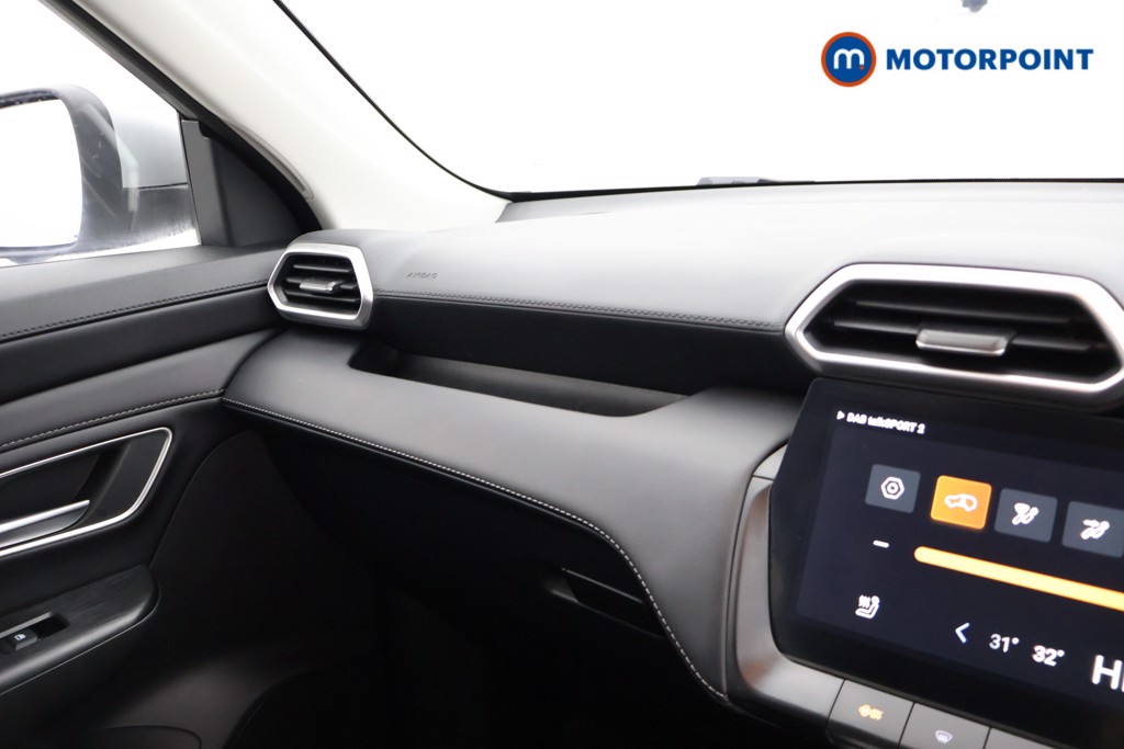 Mg Motor Uk ZS Trophy Automatic Petrol-Electric Hybrid SUV - Stock Number (1618436) - 9th supplementary image