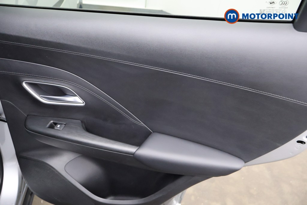 Mg Motor Uk ZS Trophy Automatic Petrol-Electric Hybrid SUV - Stock Number (1618436) - 16th supplementary image