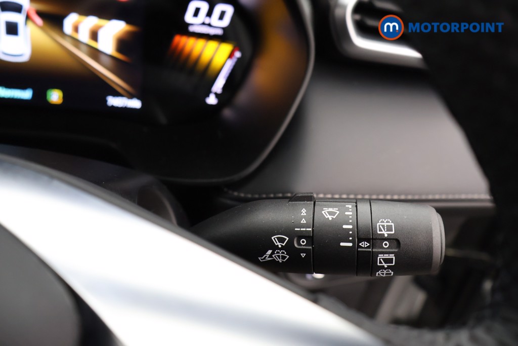 Mg Motor Uk ZS Trophy Automatic Petrol-Electric Hybrid SUV - Stock Number (1618440) - 6th supplementary image