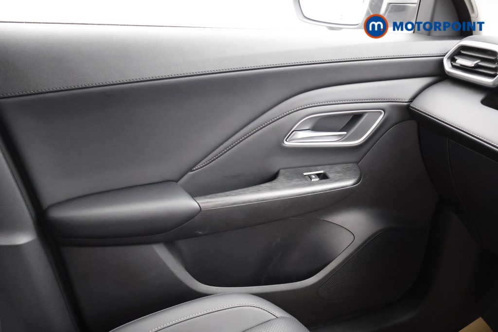 Mg Motor Uk ZS Trophy Automatic Petrol-Electric Hybrid SUV - Stock Number (1618440) - 10th supplementary image