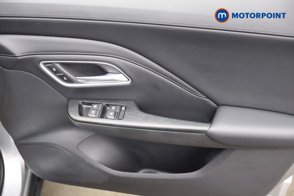 Mg Motor Uk ZS Trophy Automatic Petrol-Electric Hybrid SUV - Stock Number (1618440) - 11th supplementary image