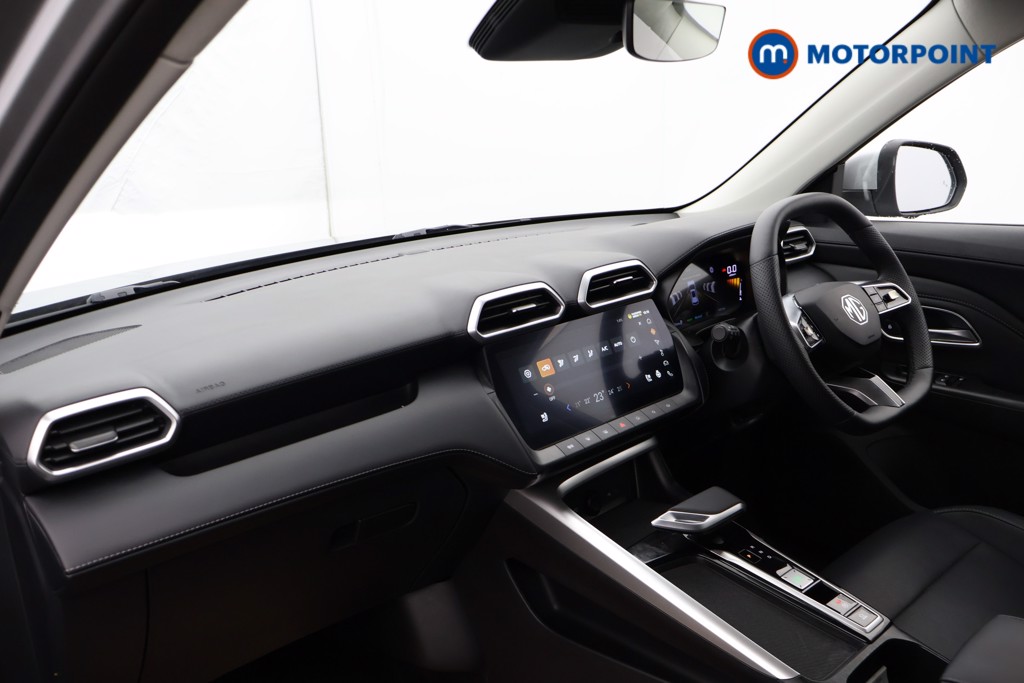 Mg Motor Uk ZS Trophy Automatic Petrol-Electric Hybrid SUV - Stock Number (1618440) - 17th supplementary image