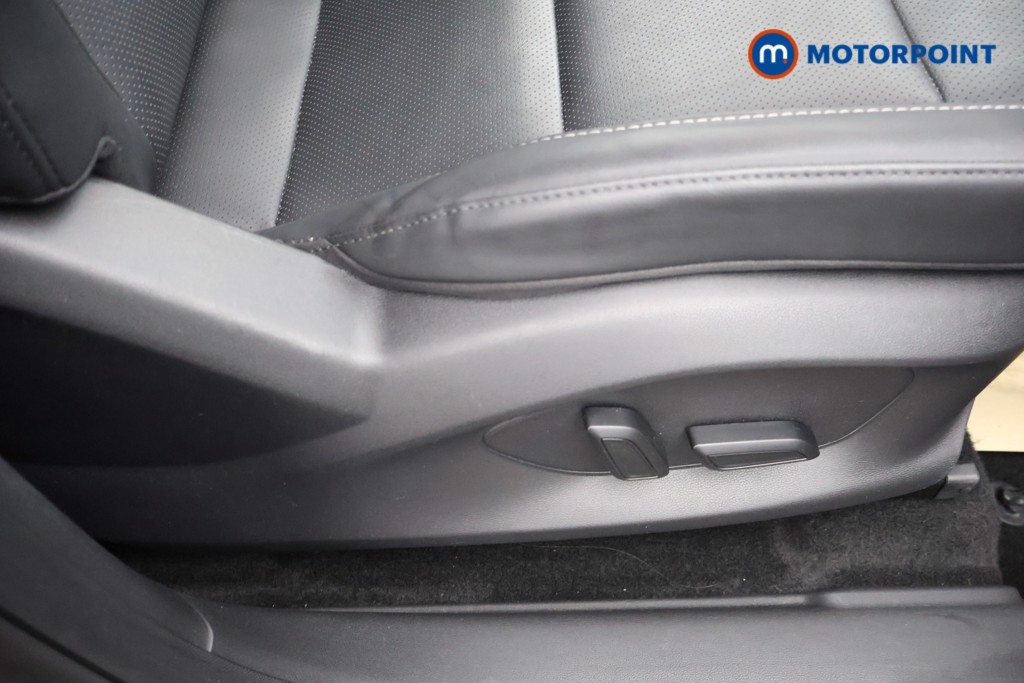 Mg Motor Uk ZS Trophy Automatic Petrol-Electric Hybrid SUV - Stock Number (1618444) - 14th supplementary image