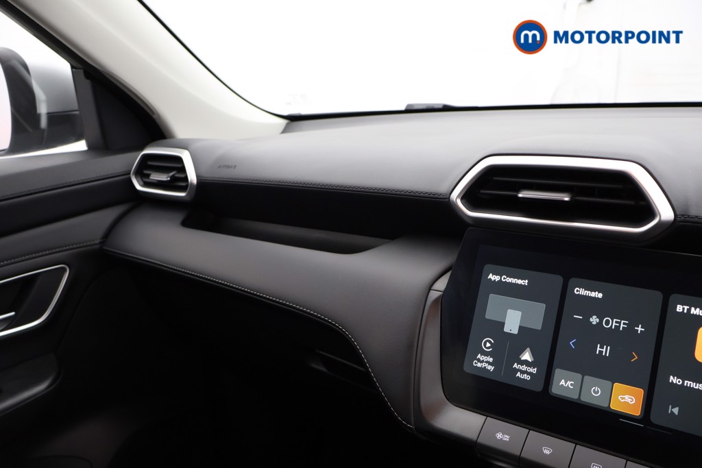 Mg Motor Uk ZS Trophy Automatic Petrol-Electric Hybrid SUV - Stock Number (1618449) - 7th supplementary image