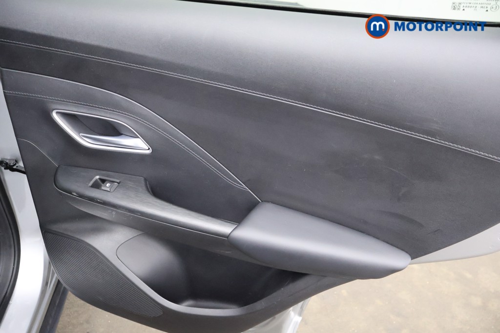 Mg Motor Uk ZS Trophy Automatic Petrol-Electric Hybrid SUV - Stock Number (1618449) - 14th supplementary image