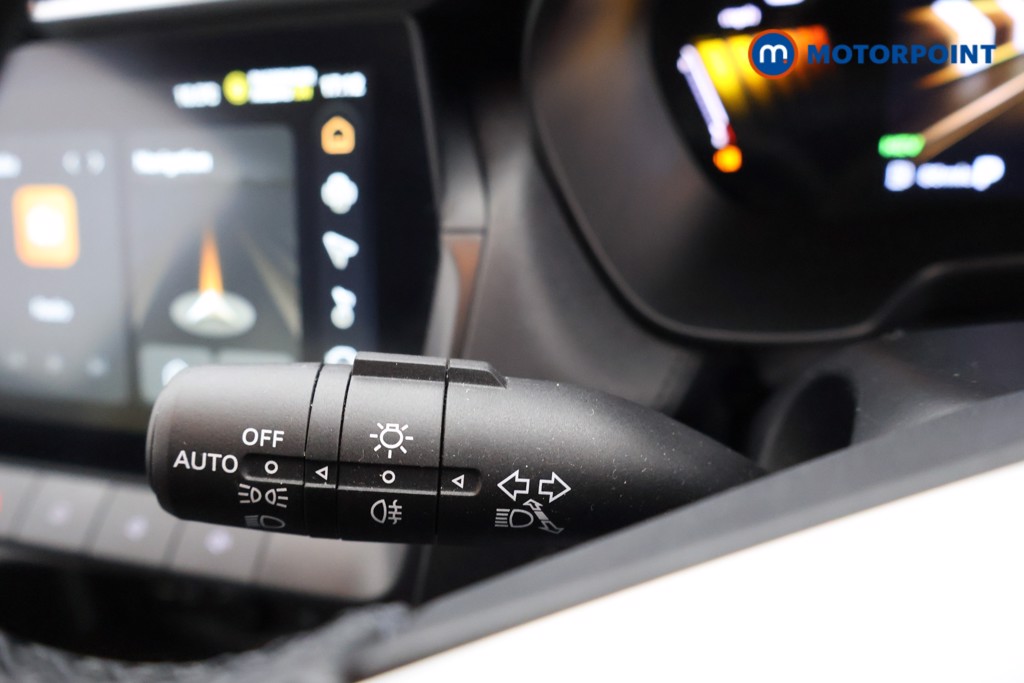 Mg Motor Uk ZS Trophy Automatic Petrol-Electric Hybrid SUV - Stock Number (1618450) - 5th supplementary image