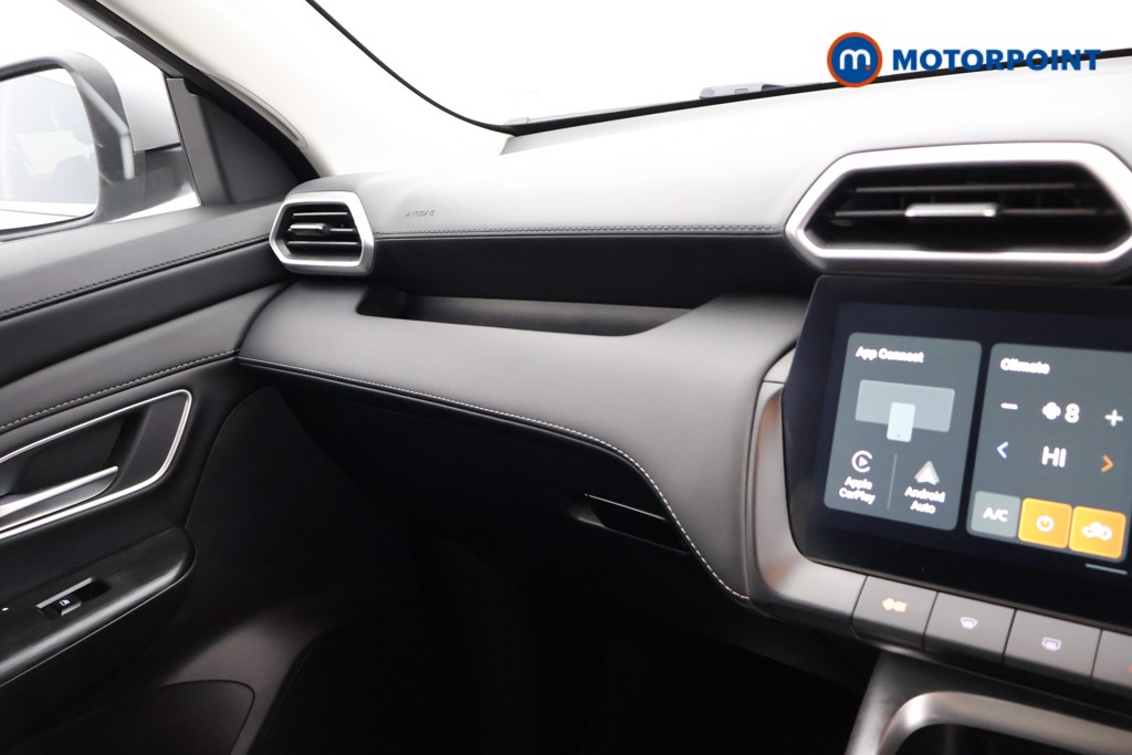 Mg Motor Uk ZS Trophy Automatic Petrol-Electric Hybrid SUV - Stock Number (1618450) - 9th supplementary image