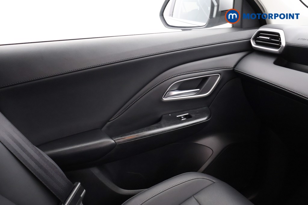 Mg Motor Uk ZS Trophy Automatic Petrol-Electric Hybrid SUV - Stock Number (1618450) - 10th supplementary image