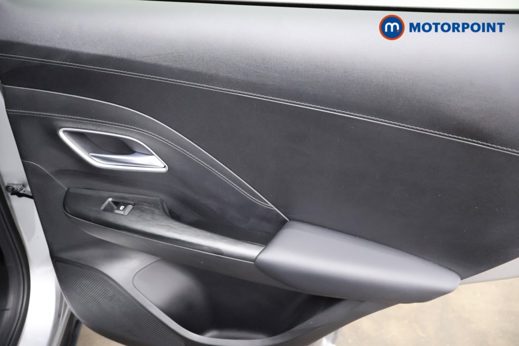 Mg Motor Uk ZS Trophy Automatic Petrol-Electric Hybrid SUV - Stock Number (1618450) - 16th supplementary image