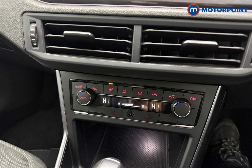 Volkswagen Polo SEL Automatic Petrol Hatchback - Stock Number (1618556) - 3rd supplementary image