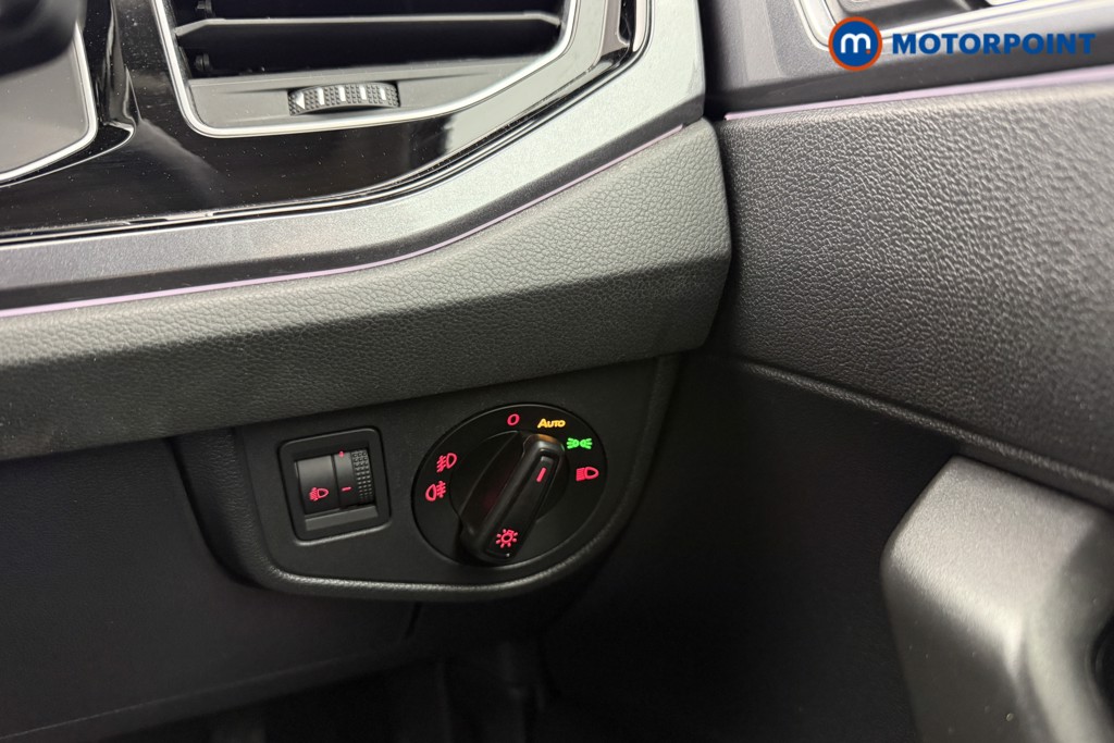 Volkswagen Polo SEL Automatic Petrol Hatchback - Stock Number (1618556) - 9th supplementary image