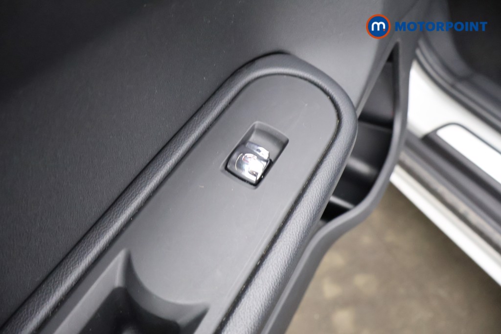 Mini Countryman Cooper Classic Automatic Petrol SUV - Stock Number (1618657) - 33rd supplementary image