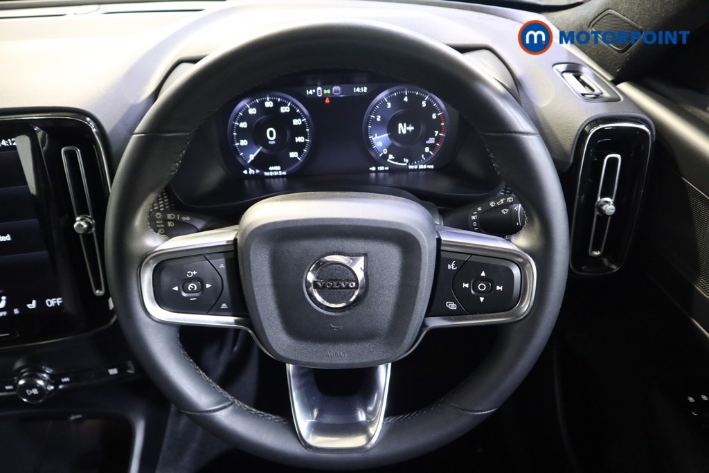 Volvo Xc40 R Design Manual Petrol SUV - Stock Number (1618669) - 2nd supplementary image