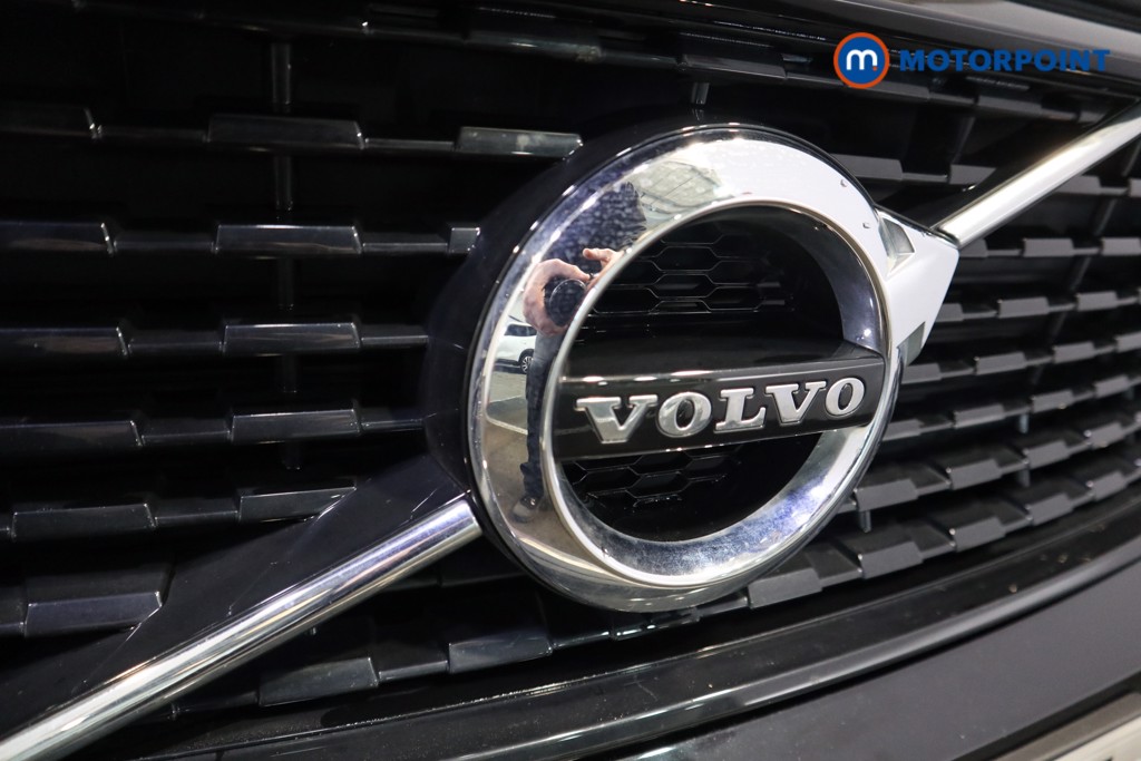 Volvo Xc40 R Design Manual Petrol SUV - Stock Number (1618669) - 42nd supplementary image