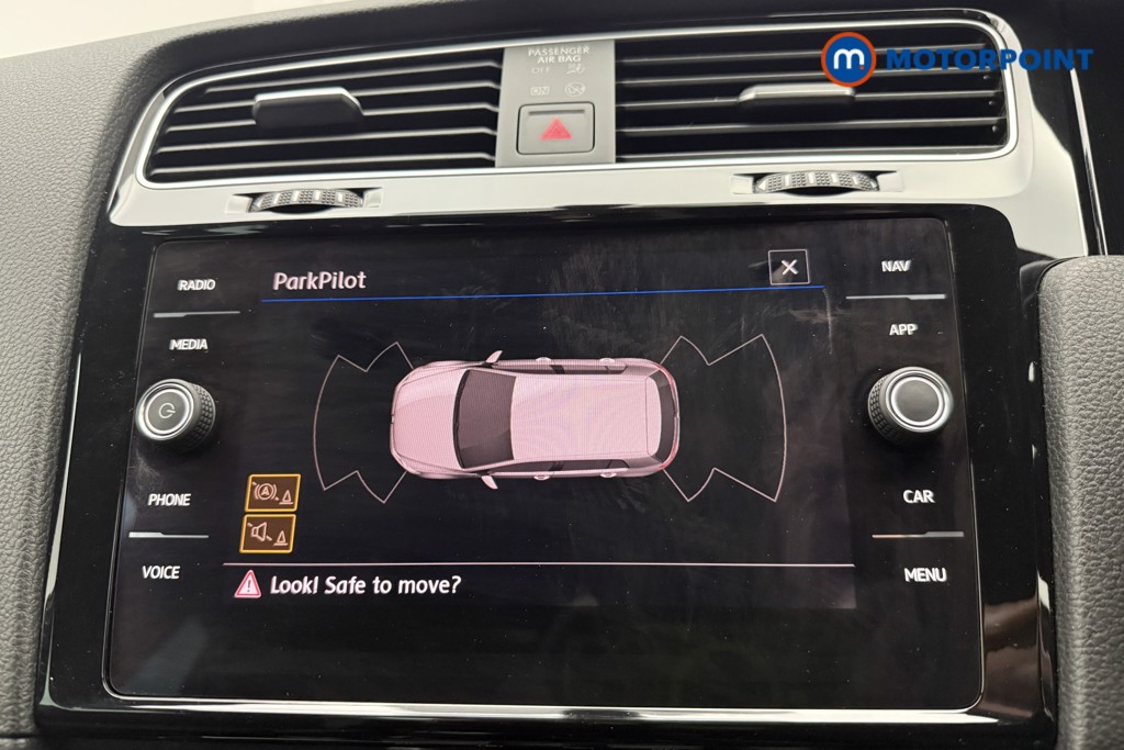 Volkswagen Golf R-Line Manual Petrol Hatchback - Stock Number (1618790) - 3rd supplementary image