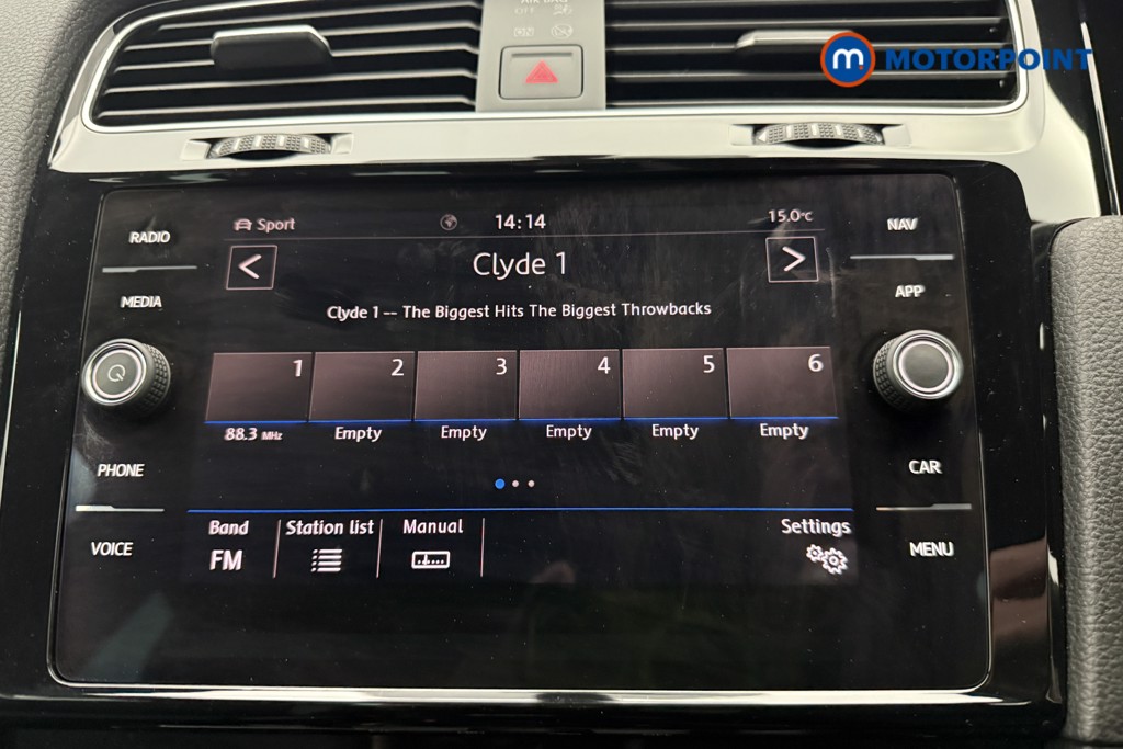 Volkswagen Golf R-Line Manual Petrol Hatchback - Stock Number (1618790) - 4th supplementary image