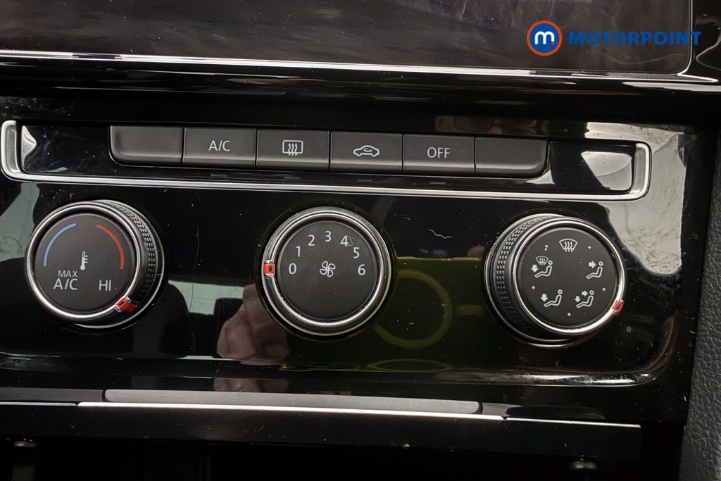 Volkswagen Golf R-Line Manual Petrol Hatchback - Stock Number (1618790) - 16th supplementary image