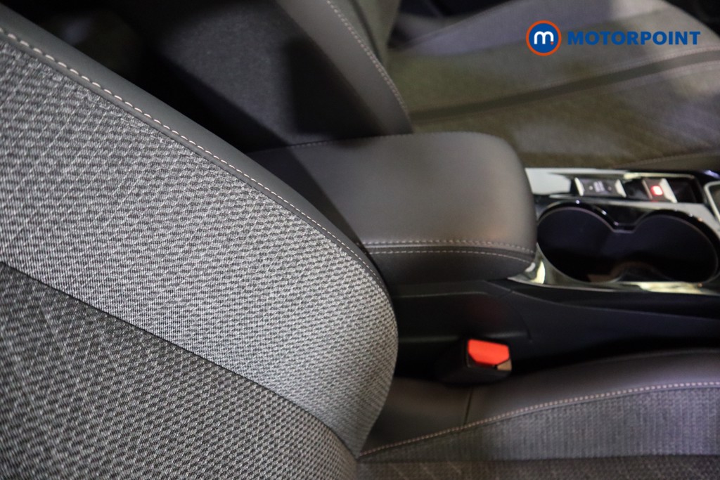 Peugeot 208 Allure Manual Petrol Hatchback - Stock Number (1618945) - 27th supplementary image