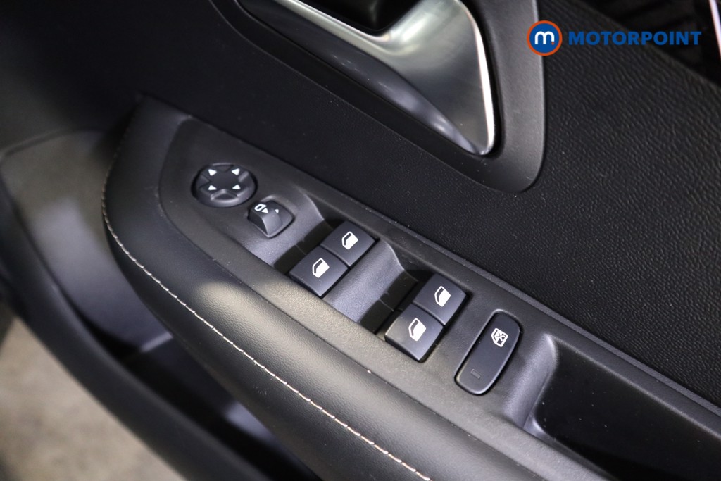 Peugeot 208 Allure Manual Petrol Hatchback - Stock Number (1618946) - 14th supplementary image