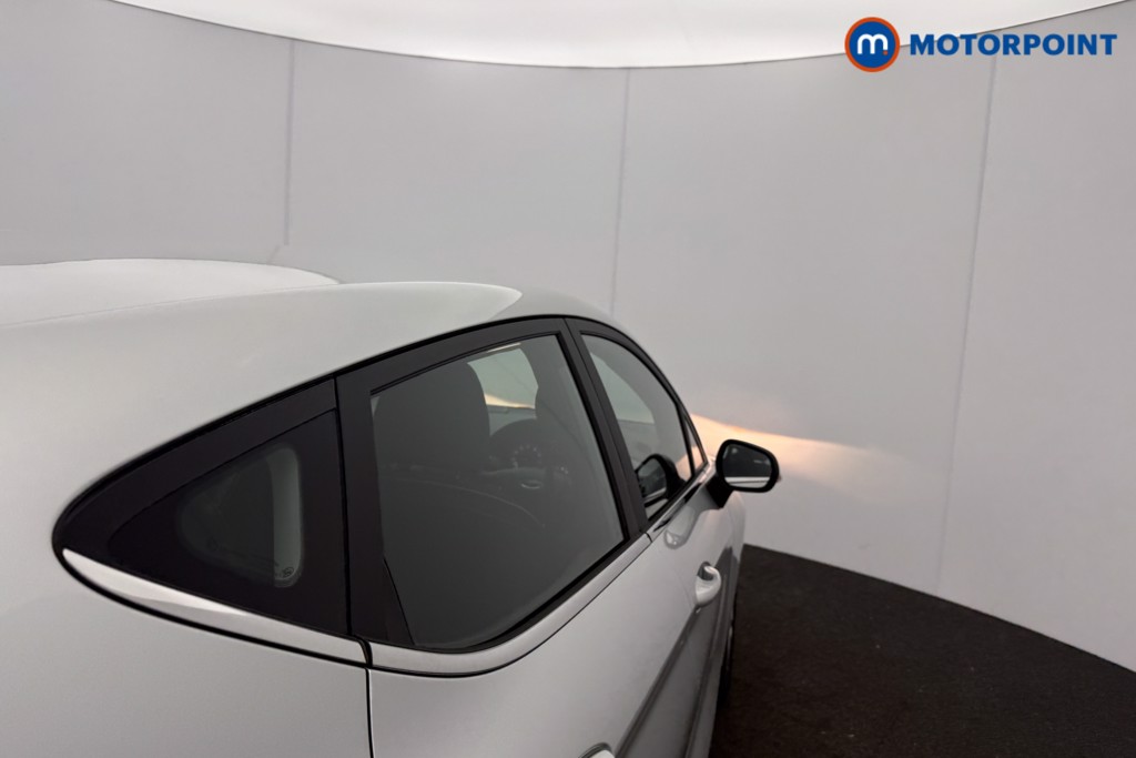 Ford Fiesta Zetec Manual Petrol Hatchback - Stock Number (1619344) - 18th supplementary image