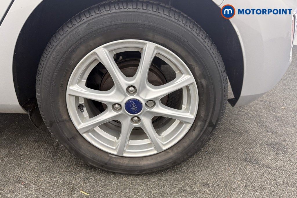 Ford Fiesta Zetec Manual Petrol Hatchback - Stock Number (1619344) - 22nd supplementary image