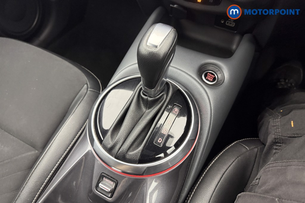 Nissan Juke Tekna Automatic Petrol SUV - Stock Number (1619420) - 5th supplementary image