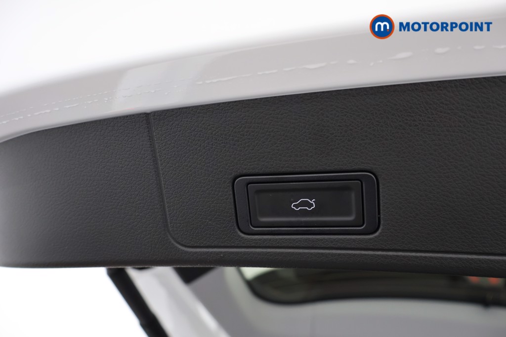 Chery Tiggo 8 Summit Automatic Petrol Plug-In Hybrid SUV - Stock Number (1619444) - 32nd supplementary image