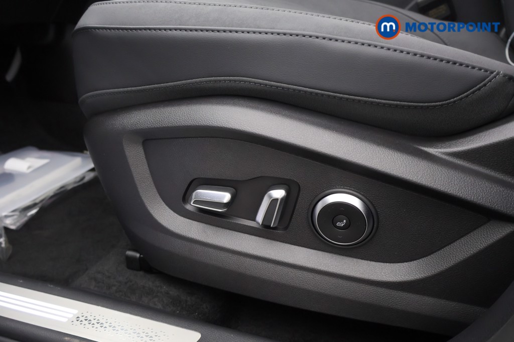 Chery Tiggo 8 Summit Automatic Petrol Plug-In Hybrid SUV - Stock Number (1619444) - 36th supplementary image