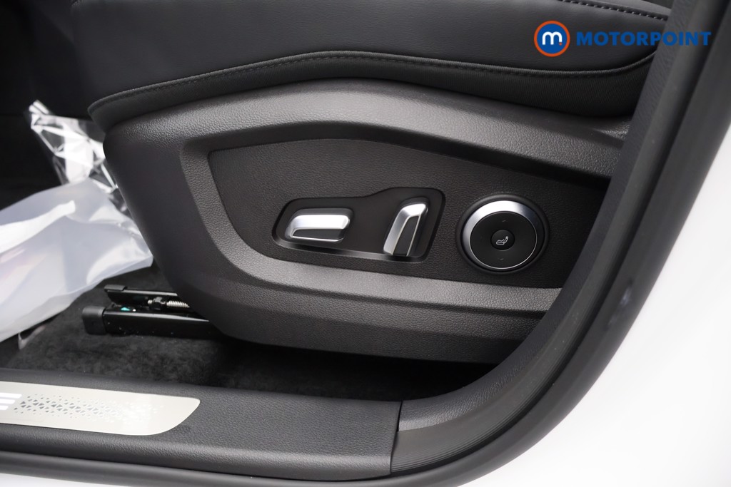 Chery Tiggo 8 Summit Automatic Petrol Plug-In Hybrid SUV - Stock Number (1619447) - 35th supplementary image