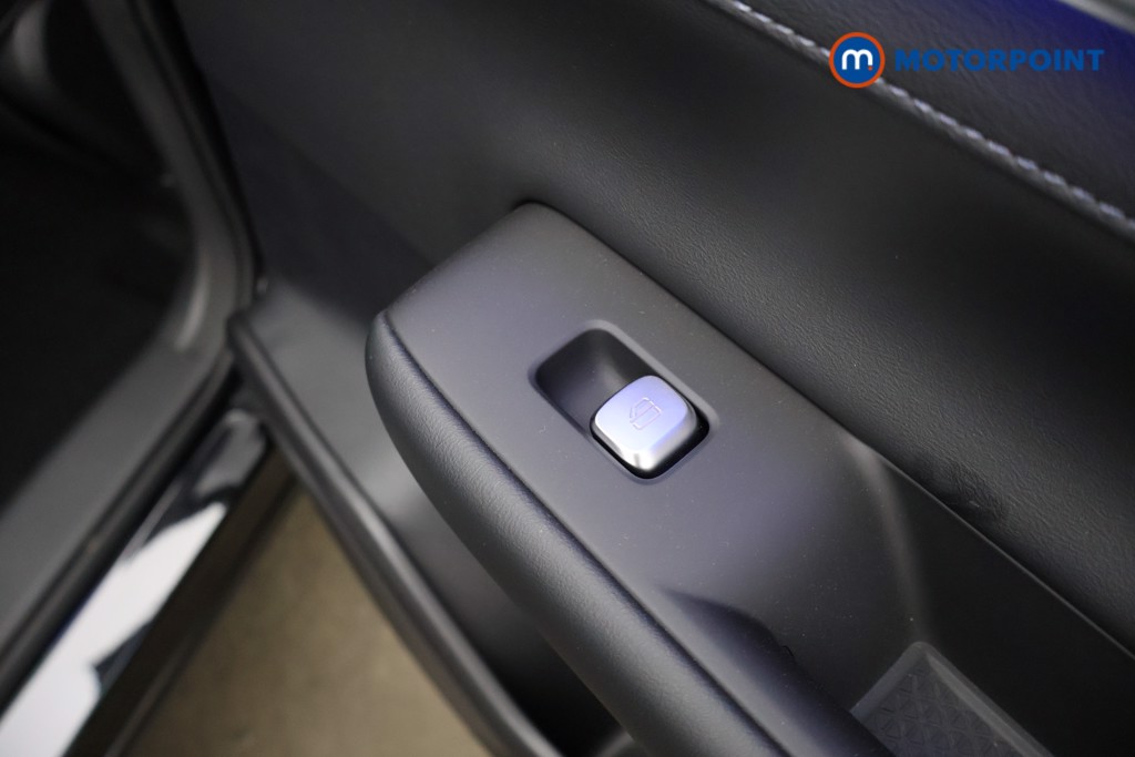 Chery Tiggo 8 Summit Automatic Petrol Plug-In Hybrid SUV - Stock Number (1619486) - 28th supplementary image