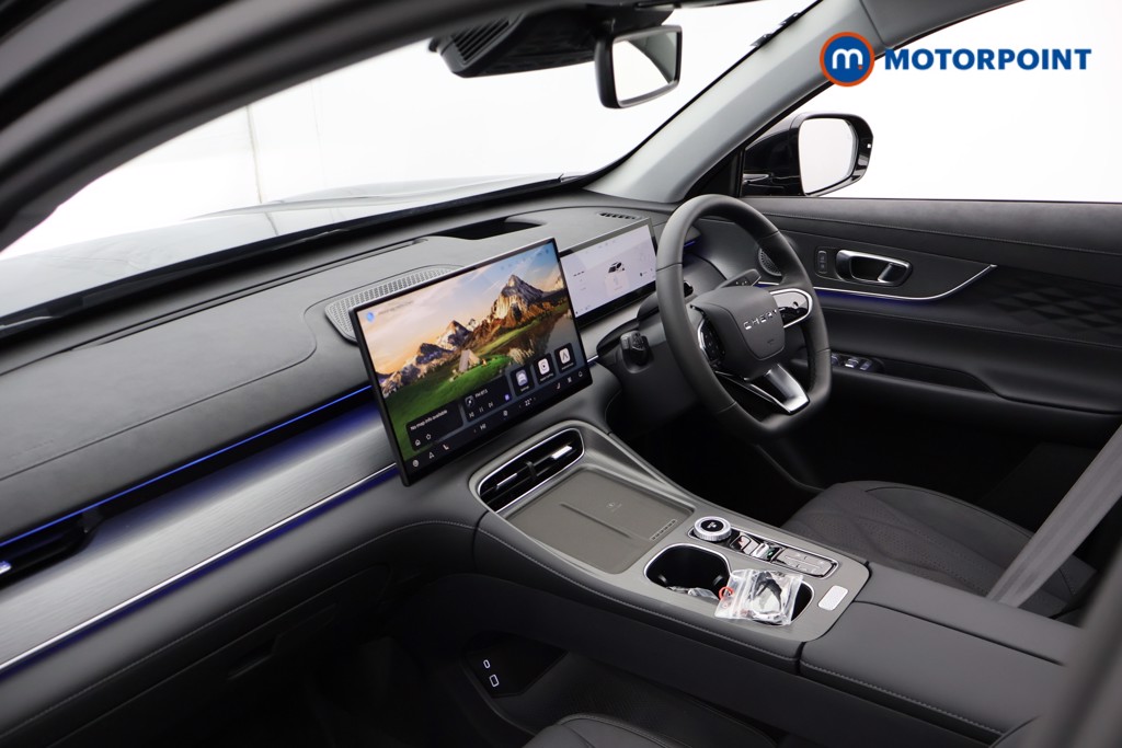 Chery Tiggo 8 Summit Automatic Petrol Plug-In Hybrid SUV - Stock Number (1619486) - 36th supplementary image