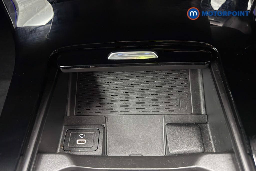 Mercedes-Benz A Class Amg Line Automatic Petrol Hatchback - Stock Number (1619583) - 15th supplementary image