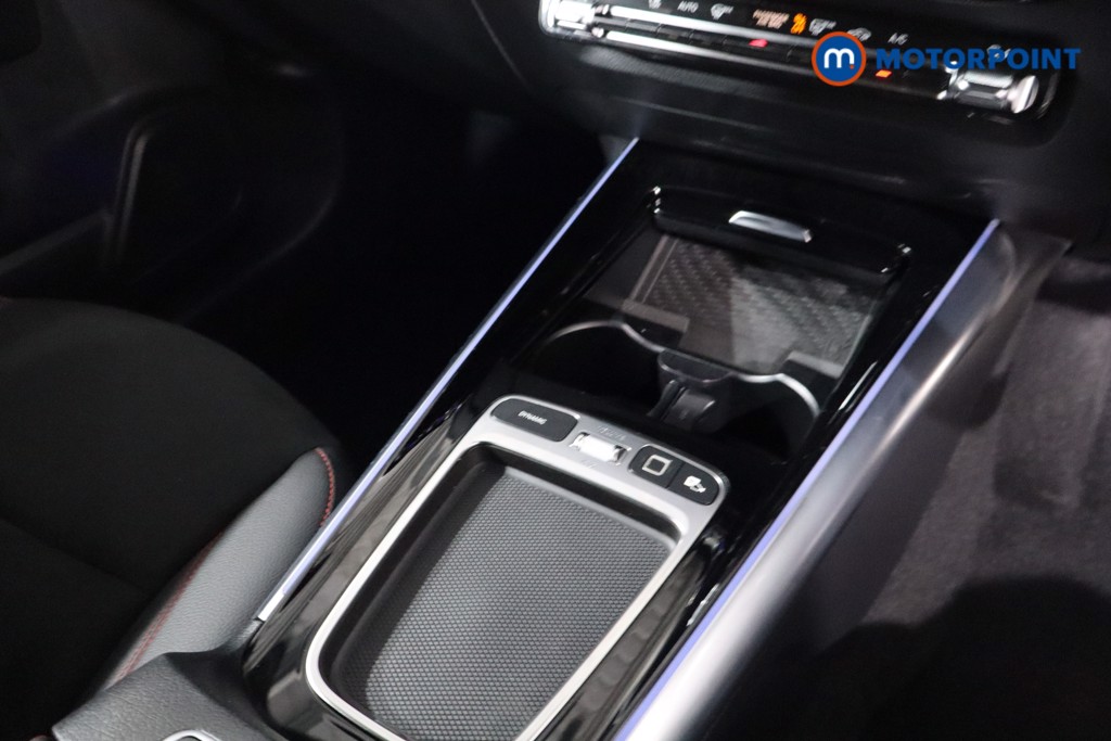 Mercedes-Benz GLA Amg Line Automatic Petrol SUV - Stock Number (1619590) - 20th supplementary image