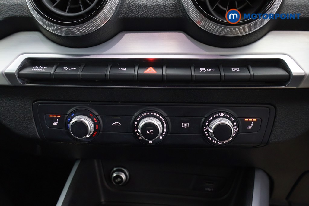 Audi Q2 Black Edition Manual Petrol SUV - Stock Number (1619941) - 14th supplementary image