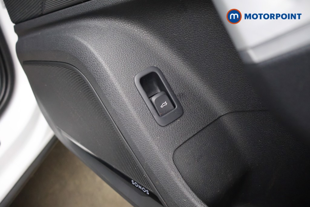 Audi Q2 Black Edition Manual Petrol SUV - Stock Number (1619941) - 23rd supplementary image