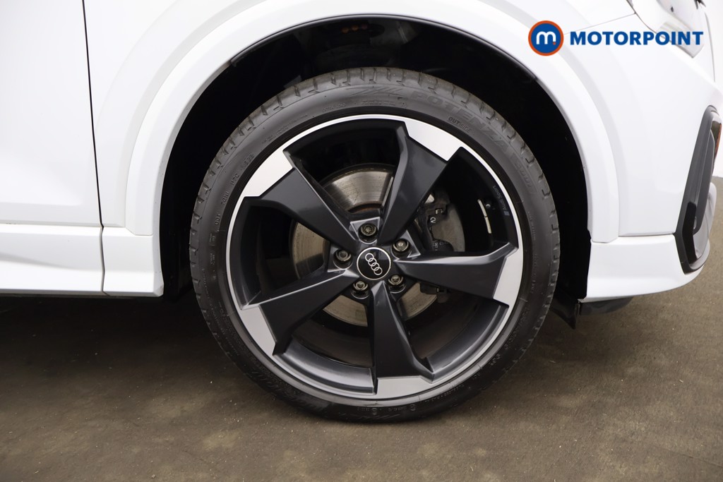 Audi Q2 Black Edition Manual Petrol SUV - Stock Number (1619941) - 1st supplementary image