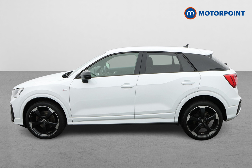 Audi Q2 Black Edition Manual Petrol SUV - Stock Number (1619941) - Passenger side