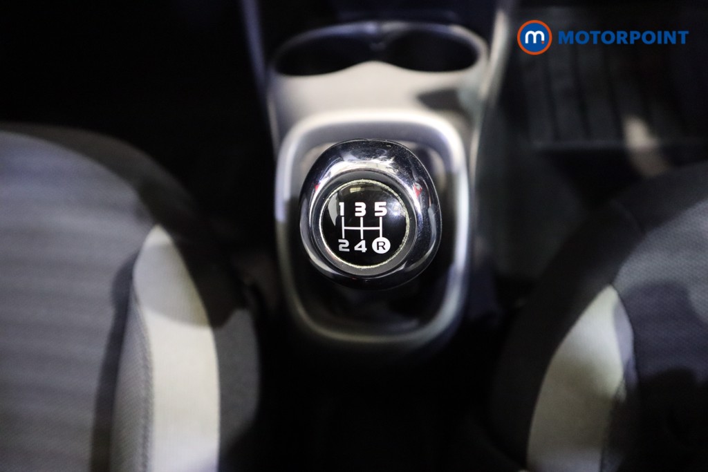 Toyota Aygo X-Play Manual Petrol Hatchback - Stock Number (1619993) - 5th supplementary image