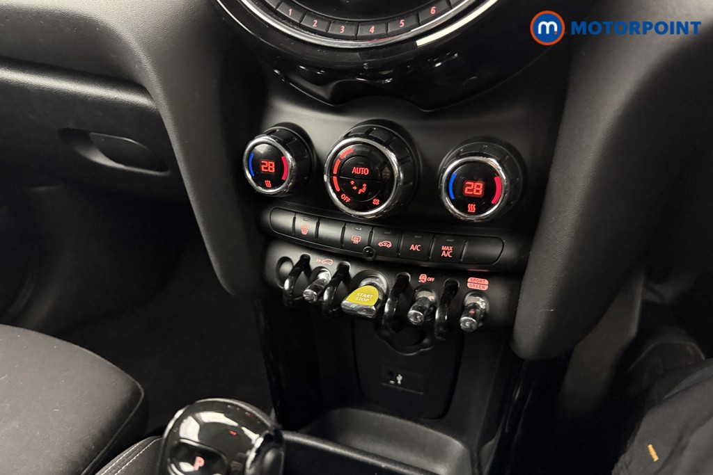 Mini Hatchback Cooper S Level 1 Automatic Electric Hatchback - Stock Number (1620211) - 3rd supplementary image