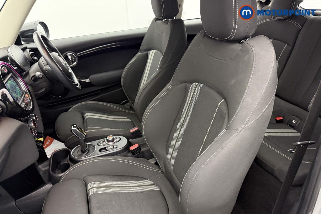 Mini Hatchback Cooper S Level 1 Automatic Electric Hatchback - Stock Number (1620211) - 10th supplementary image