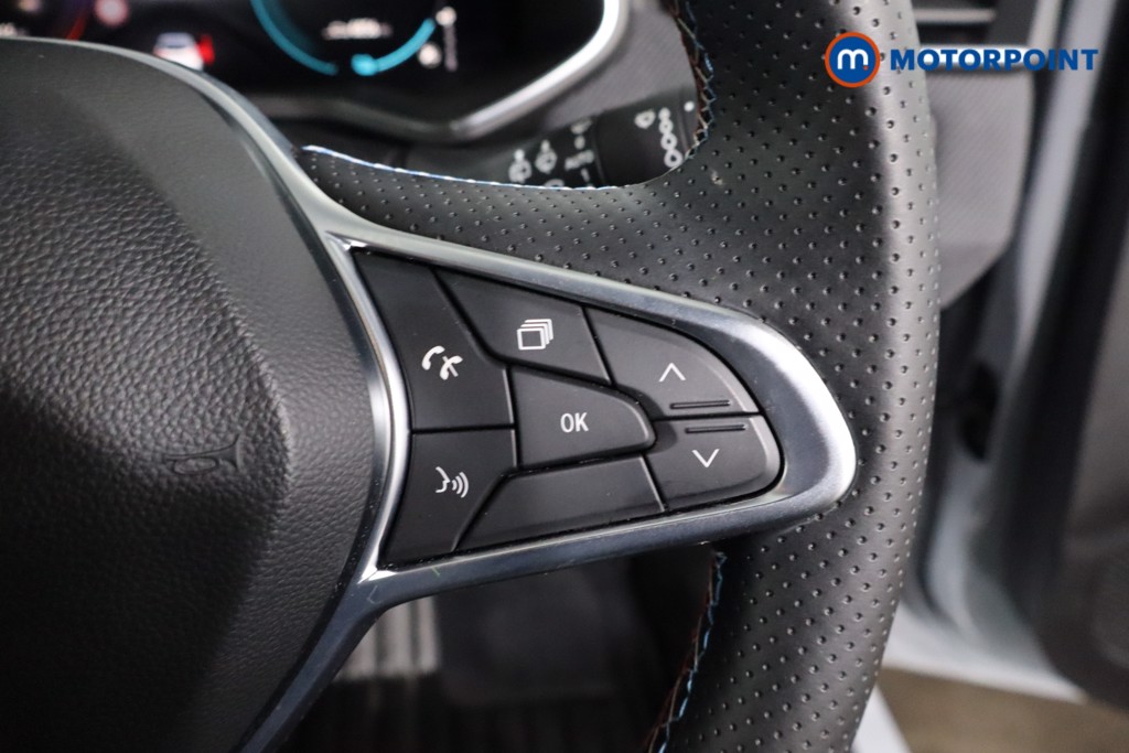 Renault Clio Esprit Alpine Automatic Petrol-Electric Hybrid Hatchback - Stock Number (1620588) - 8th supplementary image
