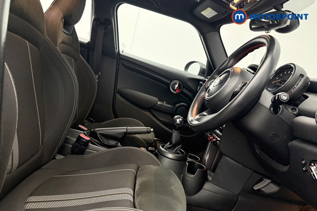 Mini Hatchback Cooper Sport Manual Petrol Hatchback - Stock Number (1620658) - 6th supplementary image