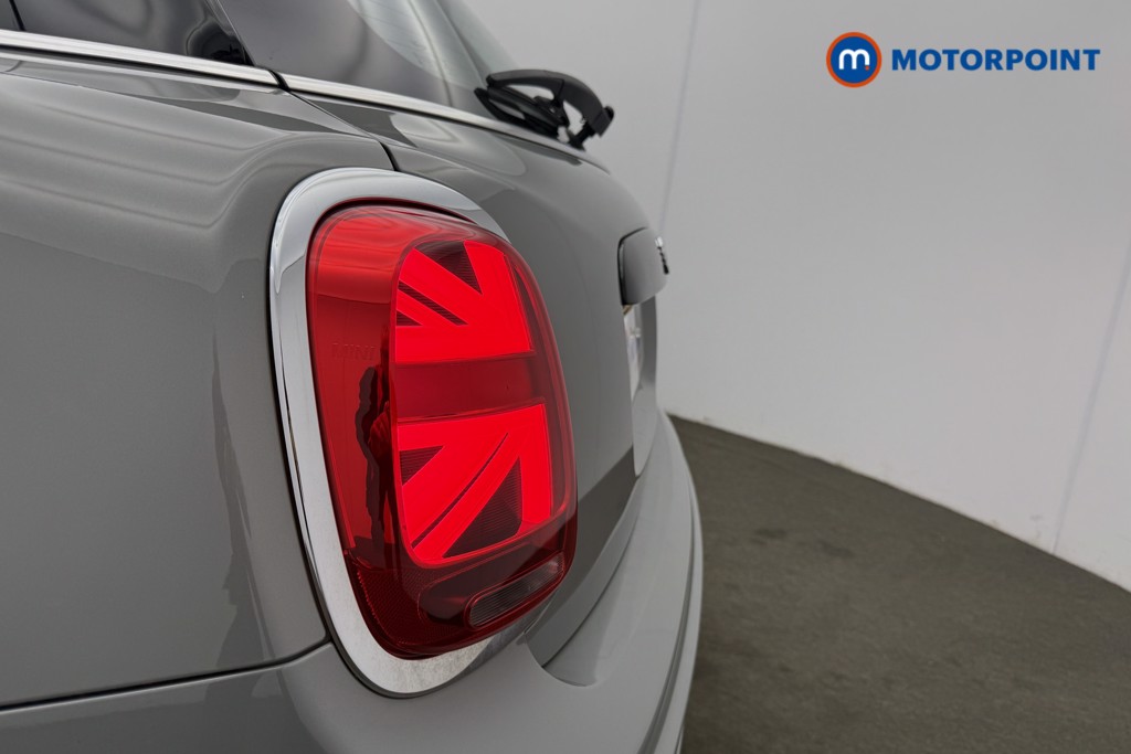 Mini Hatchback Cooper Sport Manual Petrol Hatchback - Stock Number (1620658) - 24th supplementary image