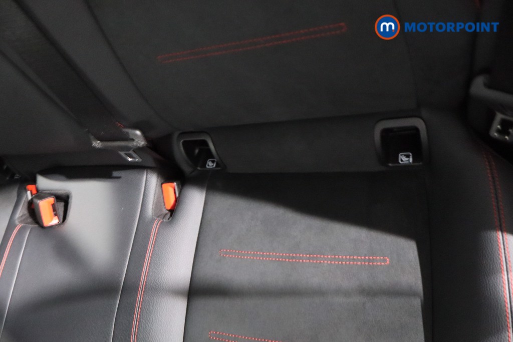 Mercedes-Benz GLA Amg Line Automatic Petrol SUV - Stock Number (1620800) - 28th supplementary image