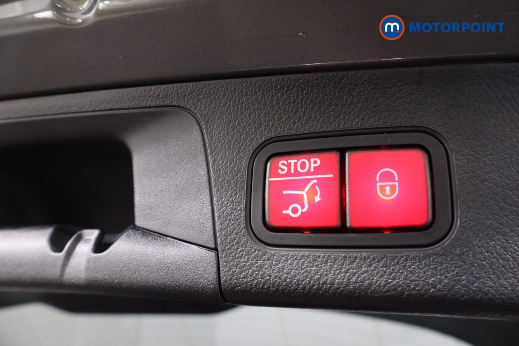 Mercedes-Benz GLA Amg Line Automatic Petrol SUV - Stock Number (1620800) - 39th supplementary image