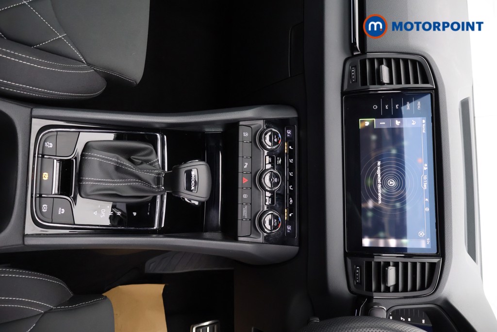 Skoda Karoq Sportline Edition Automatic Petrol SUV - Stock Number (1621028) - 22nd supplementary image