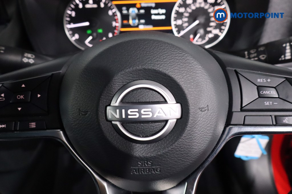 Nissan Juke Acenta Premium Manual Petrol SUV - Stock Number (1621203) - 13th supplementary image