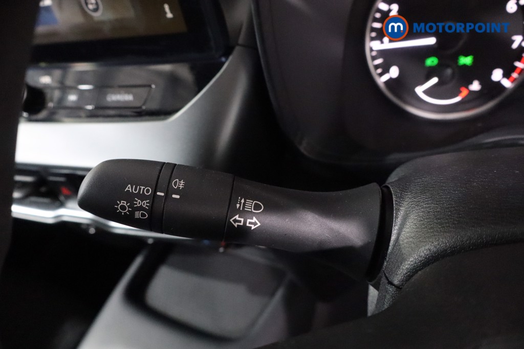 Nissan Juke Acenta Premium Manual Petrol SUV - Stock Number (1621203) - 14th supplementary image