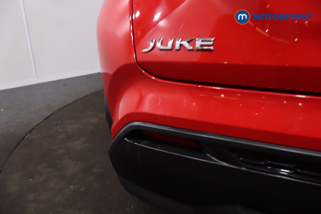Nissan Juke Acenta Premium Manual Petrol SUV - Stock Number (1621203) - 33rd supplementary image